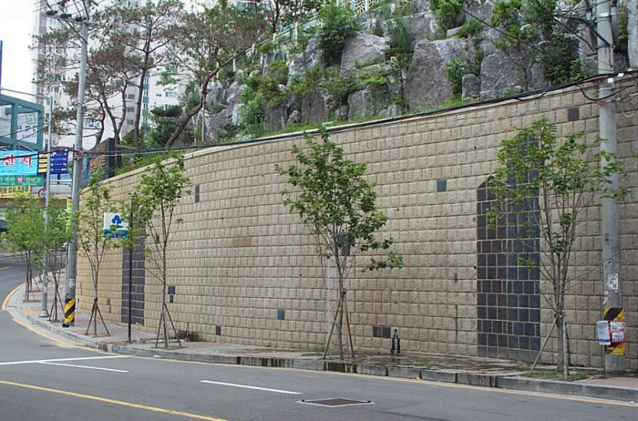 M-701 사고석