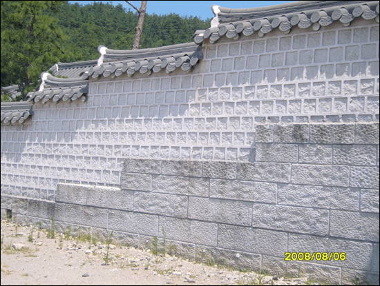 M-131 A 전통담장무늬